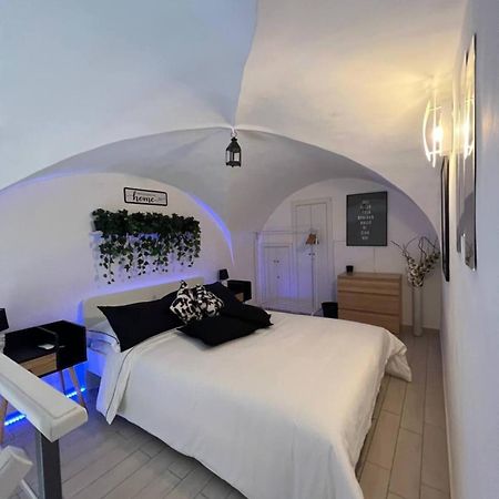 Borgo Santa Caterina - Fiera "Ventotto Holiday Home" Катанія Екстер'єр фото